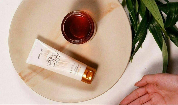 کرم دست شیر و عسل اوریفلیم