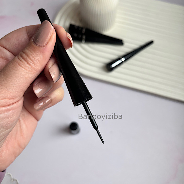 خط چشم مایع وندرلاینر دوان اوریفلیم