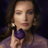 کرم شب رویال ولوت